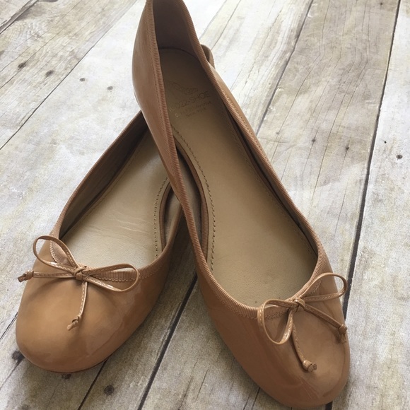 Avenue flats shoes Clearance